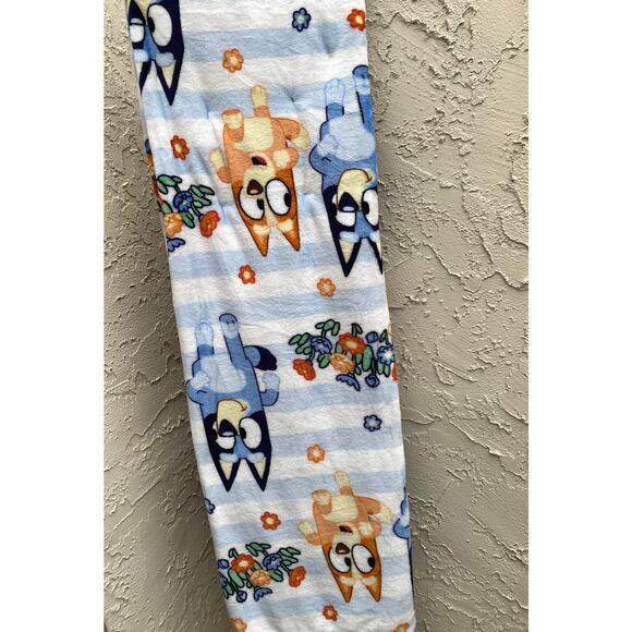 Bluey Plush Blanket | 60x90 Oversized Throw for Kids or Fans - Picture 1 of 4